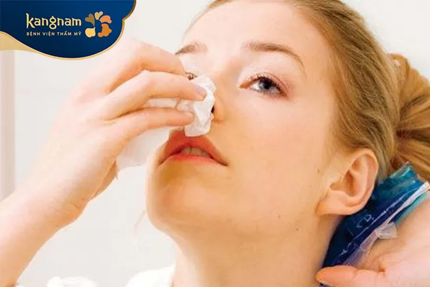 Liên hệ với bác sĩ chuyên khoa khi có những dấu hiệu bất thường