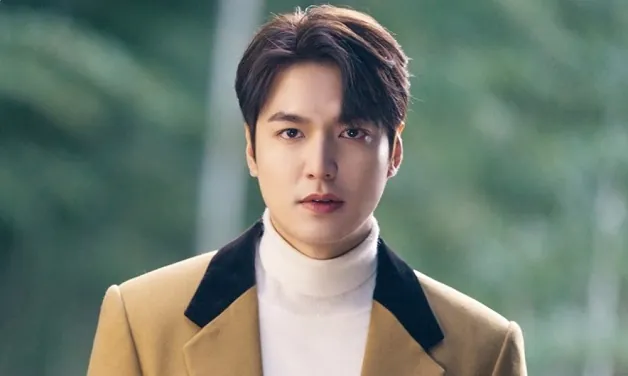 Lee Min Ho với chiếc mũi nam chuẩn đẹp cực kì nam tính ở mọi góc nhìn