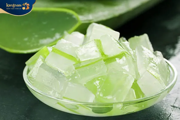 Mặt nạ nha đam chứa nhiều dưỡng chất giúp đẩy lùi đốm nâu