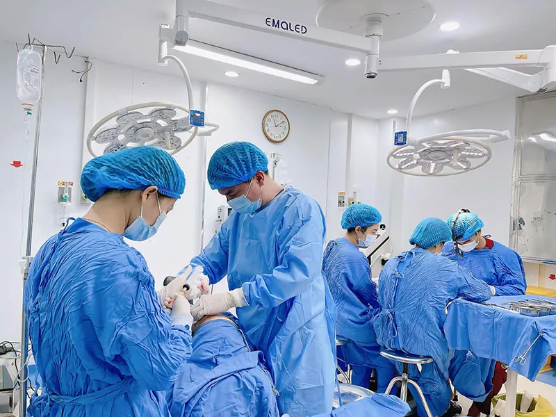 Mega sale là dịp lý tưởng để làm đẹp với mức giá hời